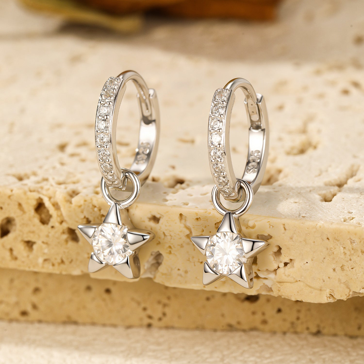 Mozan Diamond S925 Silver Trendy Commuter-style Diamond-studded Versatile Star Earrings